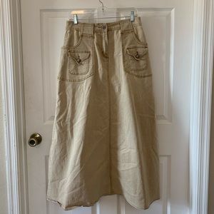 Style J Khaki Skirt size 32